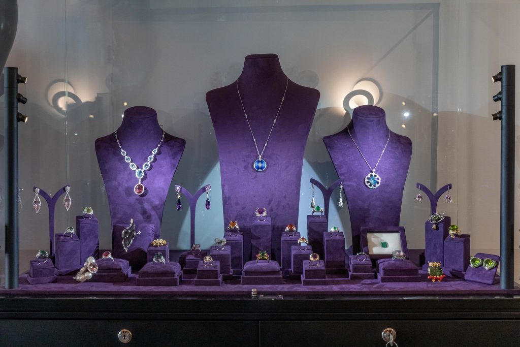 the -colection-image-1.jpg